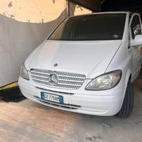 Vito Mercedes 3 posti