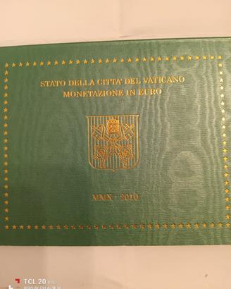 Vaticano: monete fdc 2010 più coincard 