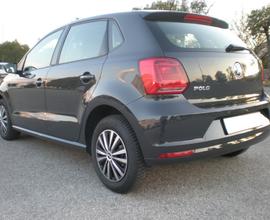 Volkswagen Polo 1.0, pochi km, senza un graffio