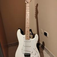 CHITARRA ELETTRICA SQUIET  FENDER