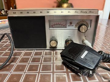 Base radio johnson  messenger two fifty three