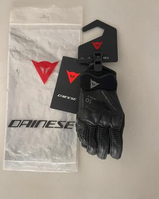 Guanti Dainese nuovi mai indossati