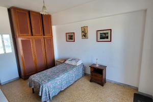 Stanza con SPESE COMPRESE / METRO B