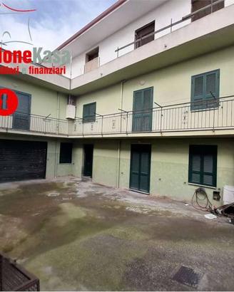 Casa indipendente di 262 m² con più di 5 locali e 