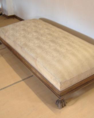 Divano basso della fine del' 800
