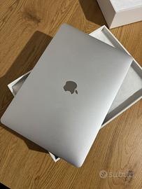 MacBook Air13” M1-8GB RAM,SSD 256GB Betteria 100%