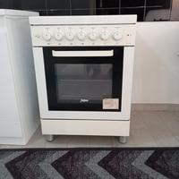 Cucina a gas con forno elettrico ventilato 