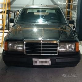 Mercedes classe E W 124