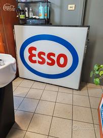 Insegna ESSO