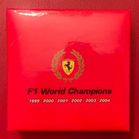 Stemma e penna Ferrari 