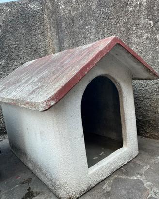 CASA PER CANE IN CEMENTO