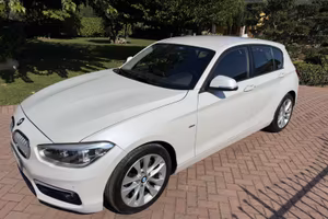 BMW 116d Urban 2017 – 136.000 km – Gomme nuove
