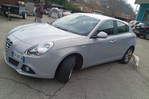 Giulietta grandinata 