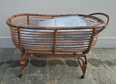 culla in vimini vintage