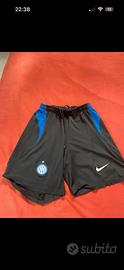 Pantaloncini inter