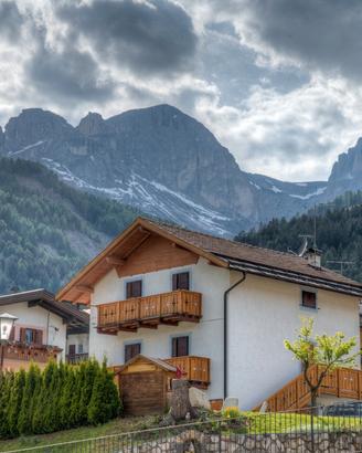 Soleggiata nel cuore delle Dolomiti di Fassa