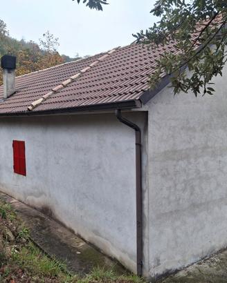 Casa di Campagna 54 mq e Terreno 14.000 mq