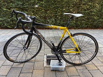 Bici da corsa Frera Storm (Forcella in carbonio)