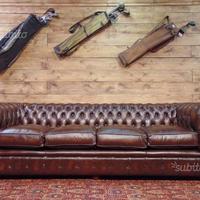 Divano Chesterfield 4 posti nuovo