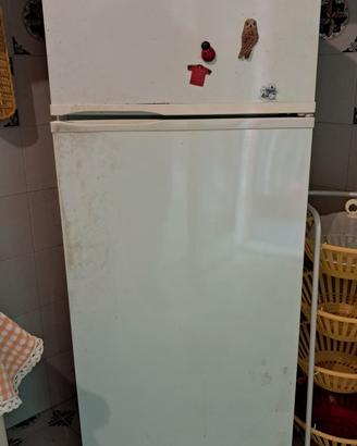 Frigorifero e cucina  gas