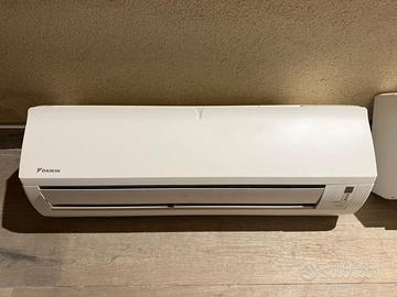 2 split idronici Daikin