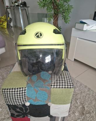 casco  tipo jet taglia L