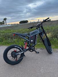 NUOVA e-Bike 5KW 30Ah 70Km/h + Garanzia 2 Anni