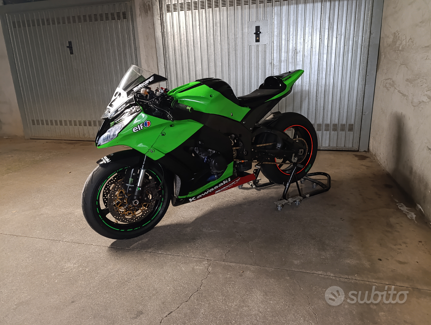 Kawasaki zx10r 2011 Moto e Scooter In vendita a Bergamo