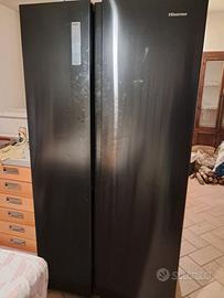 Frigorifero Hisense RS711N4AFE