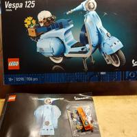 MODELLO VESPA 125 DELLA LEGO