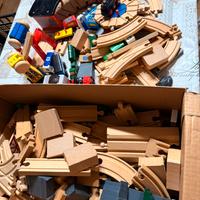 Trenino in legno elettrico set completo