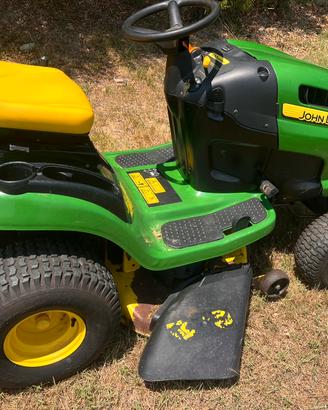 Trattorino tagliaerba john deere