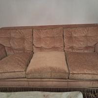 divano e poltrone  in stile