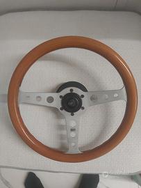 volante indy momo  attacco fiat lancia