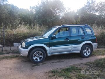  fuoristrada Suzuky Gran Vitara