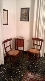 Elegante comodino fine '800/primo '900