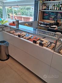 banchi frigo bar pasticceria 