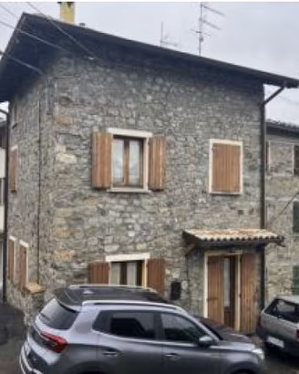 Casa singola a Ventasso (RE) - Casale