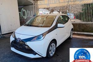 Toyota Aygo 1.0 VVT-i 69 CV 5 porte x-wave TSS