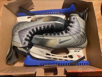 Pattini hockey su ghiaccio Nike
