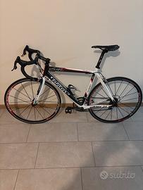 Bicicletta da corsa in carbonio wilier