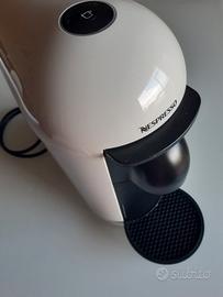 Macchina caffè Nespresso Vertuo Plus Come nuova
