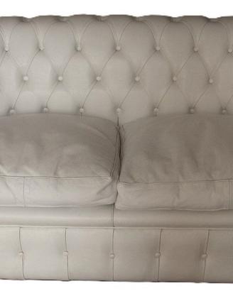 Divano Chesterfield in Vera Pelle
