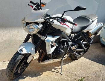 Triumph street triple 675r
