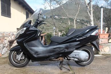 Suzuki Burgman AN 400 - 2011
