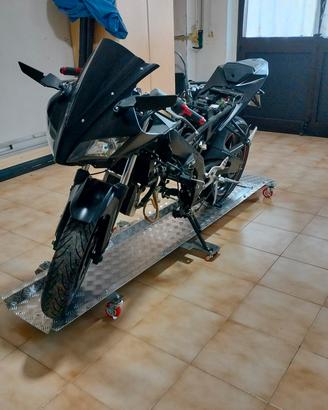 Yamaha yzf r 125