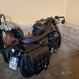 moto Guzzi v7 stone