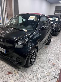 Smart ForTwo EQ cabrio Suitegrey (4,6kW)