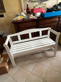 Divano in legno