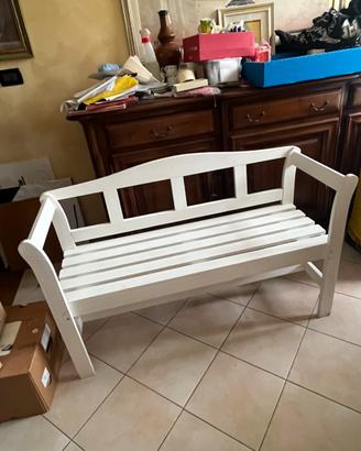 Divano in legno